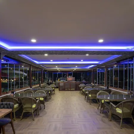 Hotel Canpolat *